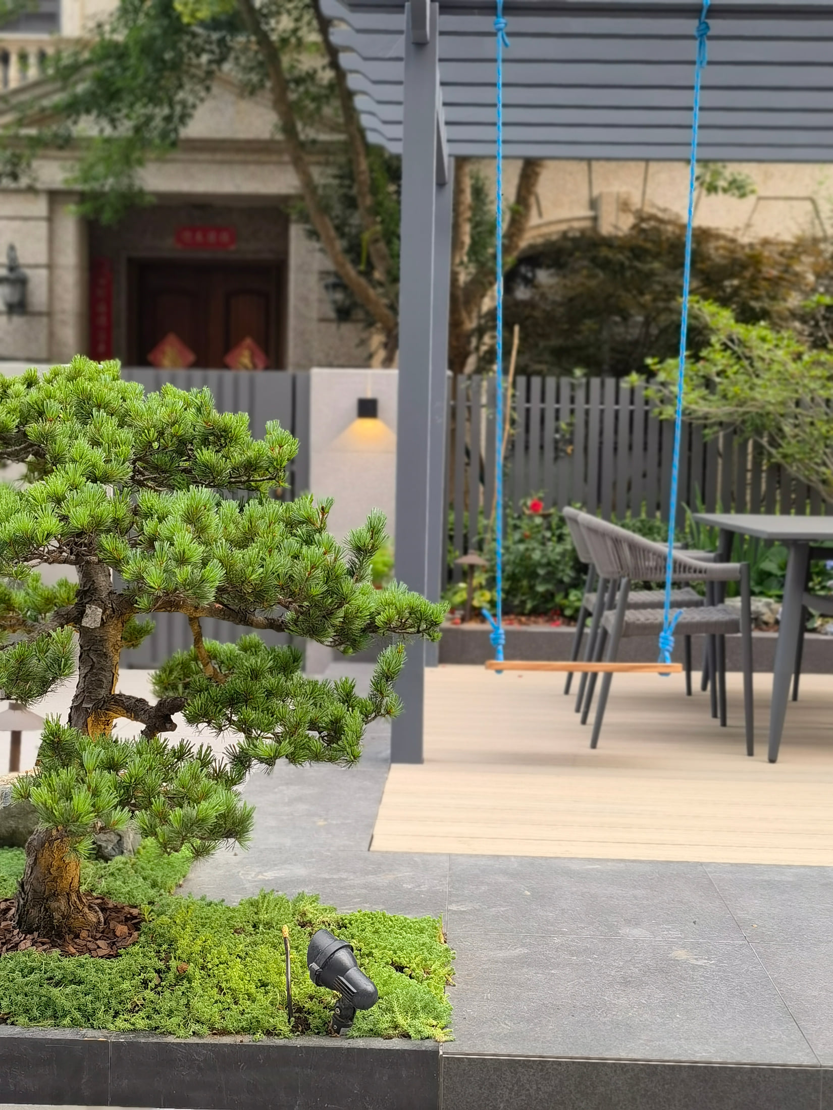 松景、秋千与廊架休闲区