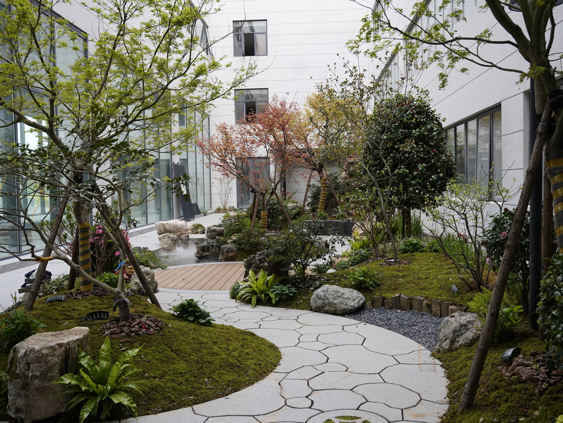 溪庭映翠·一楼天井 CORPORATE COURTYARD